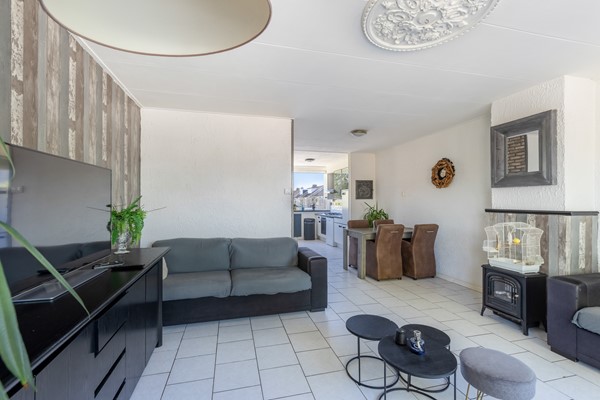 Foto - Te koop: Drive-in woning in Fijnaart!